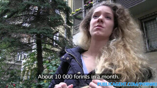 Monique Woods a magyar fiatal kis csaj egy pici pénzért benne van a dugásba - Magyar Porno